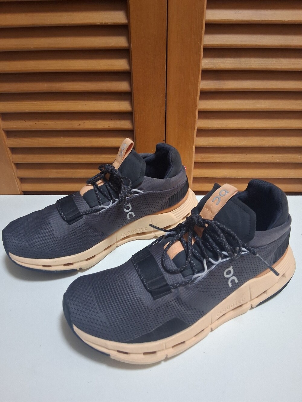 On Running Cloudnova Eclipse Savannah Women's Running Shoe * Size: 8.5 - Picture 2 of 8